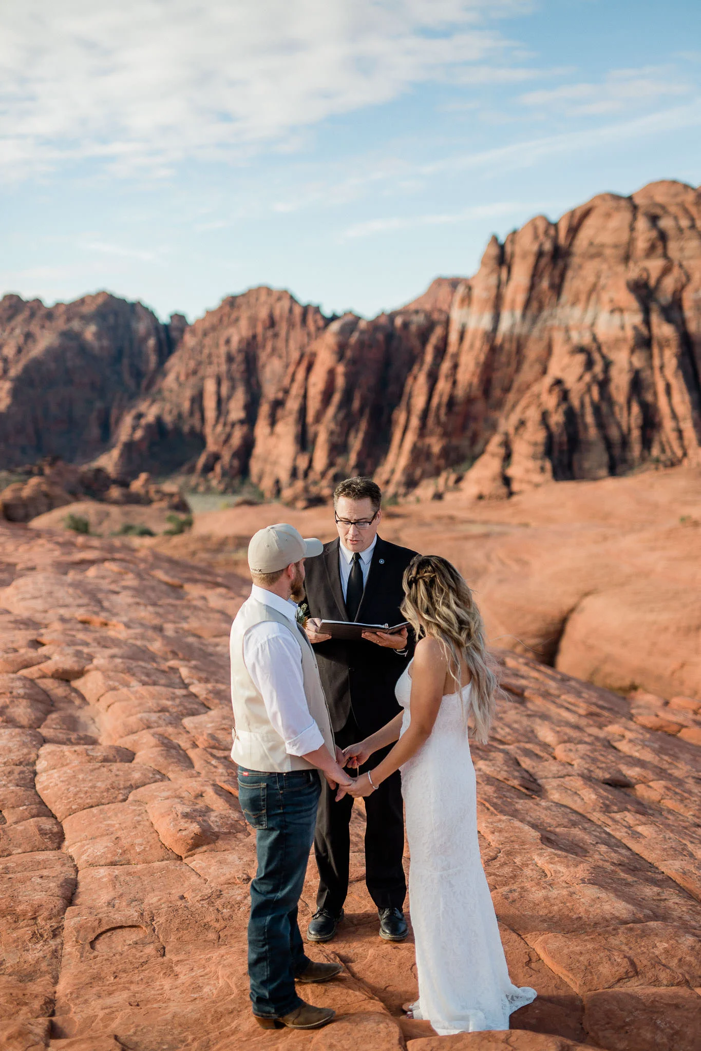 Sunrise elopement ceremony in Snow Canyon State Park Utah
