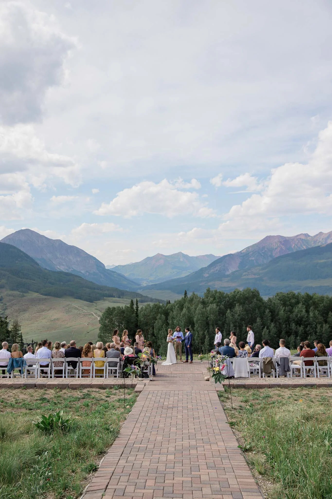 Epic wedding ceremony at Crested Butte Mountain Resort Ten Peaks in Colorado