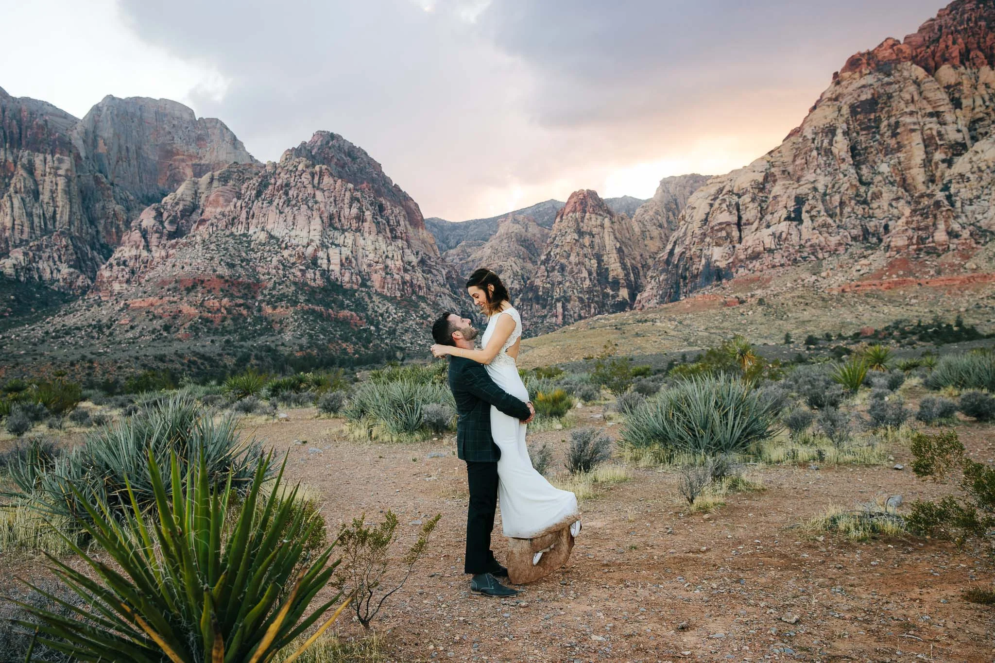 Red Rock Canyon Las Vegas Nevada Elopement