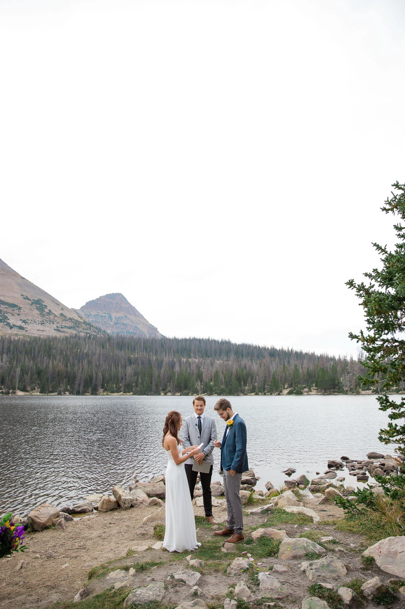 Adventure elopement photographer in Utah Uinta Mountain ceremony