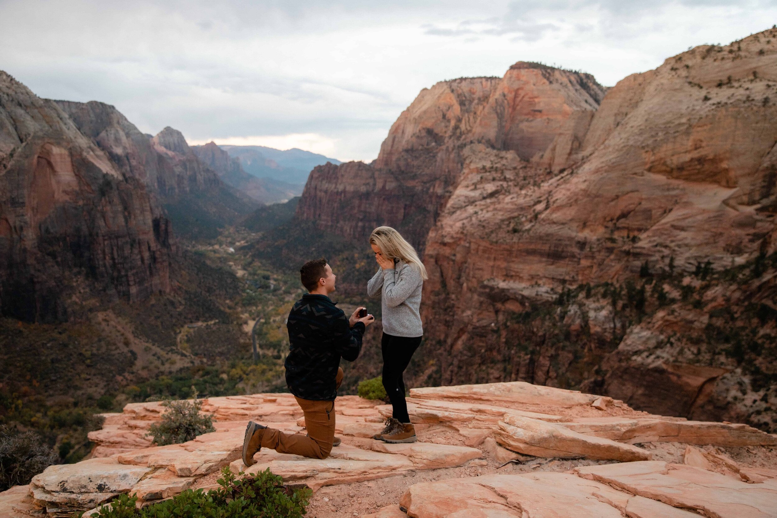 Proposal Photos in Zion National Park, UT