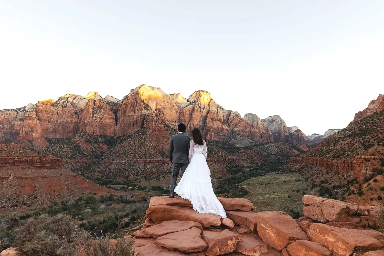 The Ultimate Guide to Eloping in Zion from a Local in 2024