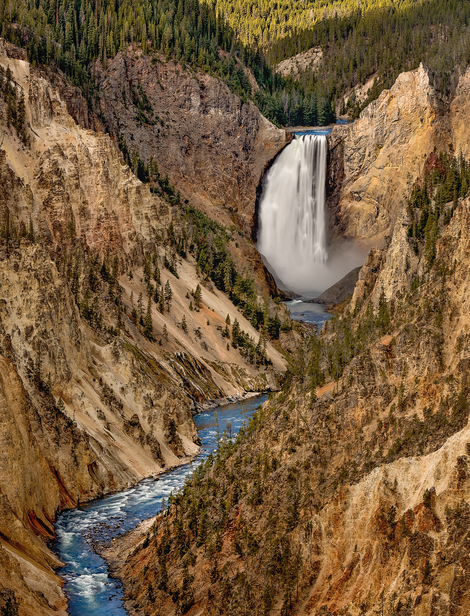 YellowstoneCanyon©BrianRiveraUncapher.jpg