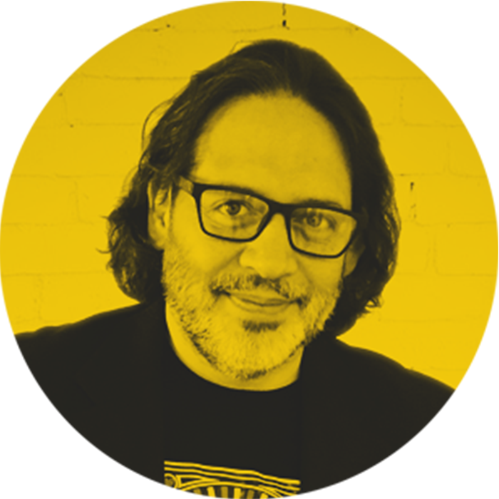 RICARDO Socio + ECD Con más de 20 años de experiencia en publicidad, el trabajo de Ricardo ha cosechado numerosos premios, entre ellos Cannes, San Sebastián, Communication Arts, The One Show, The New York Festivals, FIAP, London Festival, El Ojo de Iberoamérica y el Círculo Creativo entre otros.