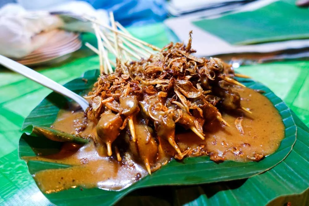 Asoka-Remadja-Martabak-Sate-Padang-Medan-AkuMakanMakanLoh-2.jpg