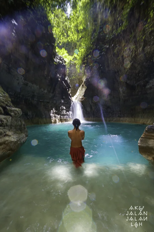 Asoka Remadja Air Terjun Waimarang -5.jpg