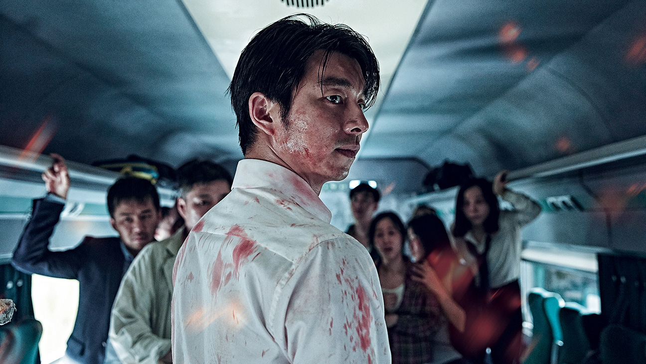 Passagerarna på expresståget mellan Seoul och Busan upptäcker att de är fast på tåget mitt under en Zombie-epidemi. Kaos och förvirring råder både utanför och inne på tåget, men ett gäng överlevare gör allt vad de kan för att inte bli infekterade själva eller att hamna i händerna på alla blodtörstiga zombies. Train to Busan hade världspremiär på filmfestivalen i Cannes där den blev en av årets stora överraskningar. Den har redan haft en rekordöppning i Korea där över 10 miljoner har sett filmen. Amerikanska bolagen Sony och Fox konkurrerar nu om remake-rättigheterna för filmen. Train to Busan har svensk premiär på Stockholms filmfestival i november.