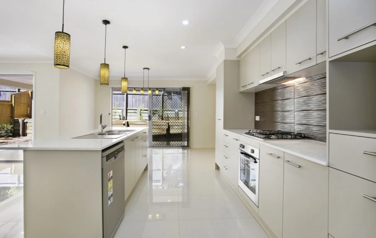 51 Lacey Rd (17) - Copy.jpg