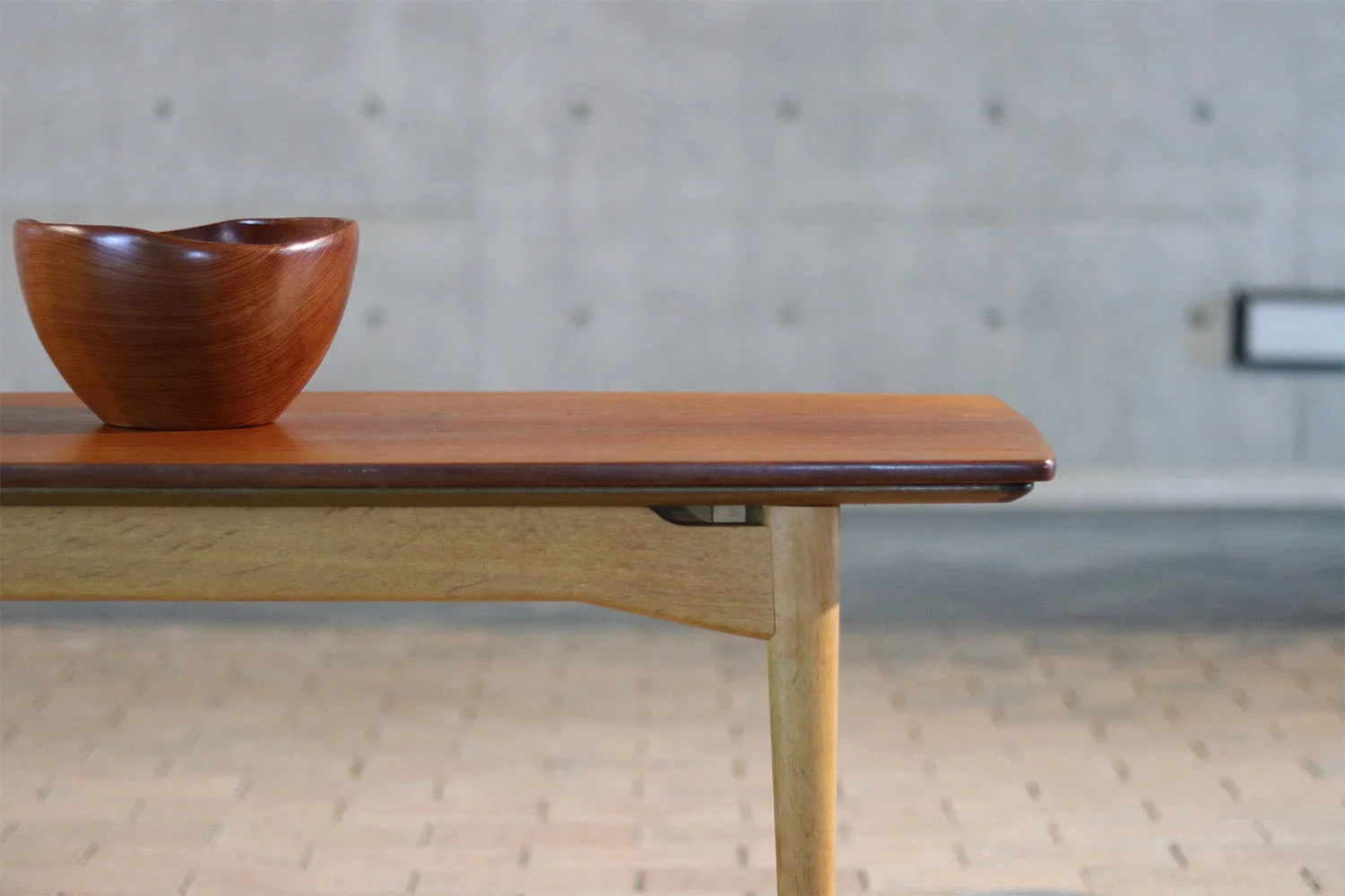 北欧レトロ 木製 リフティングテーブル ワークテーブル 昇降式