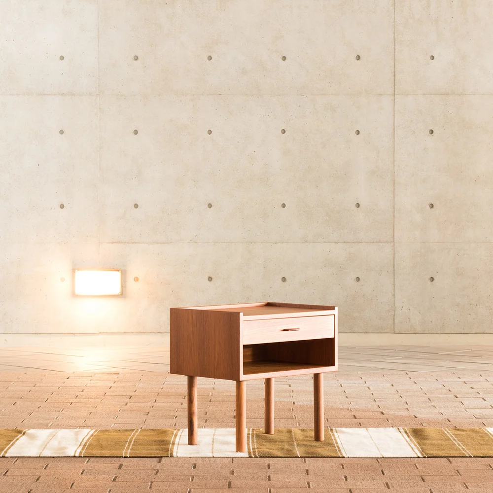 Night Table (Hans J. Wegner)-北欧インテリア通販 商品一覧-北欧家具 