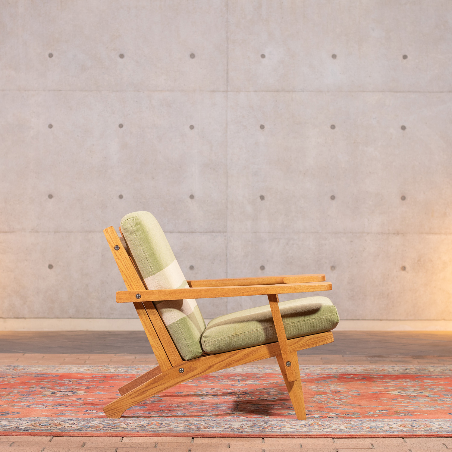 GE370 Easy Chair Hans J. Wegner 811024-01-北欧インテリア通販 商品 