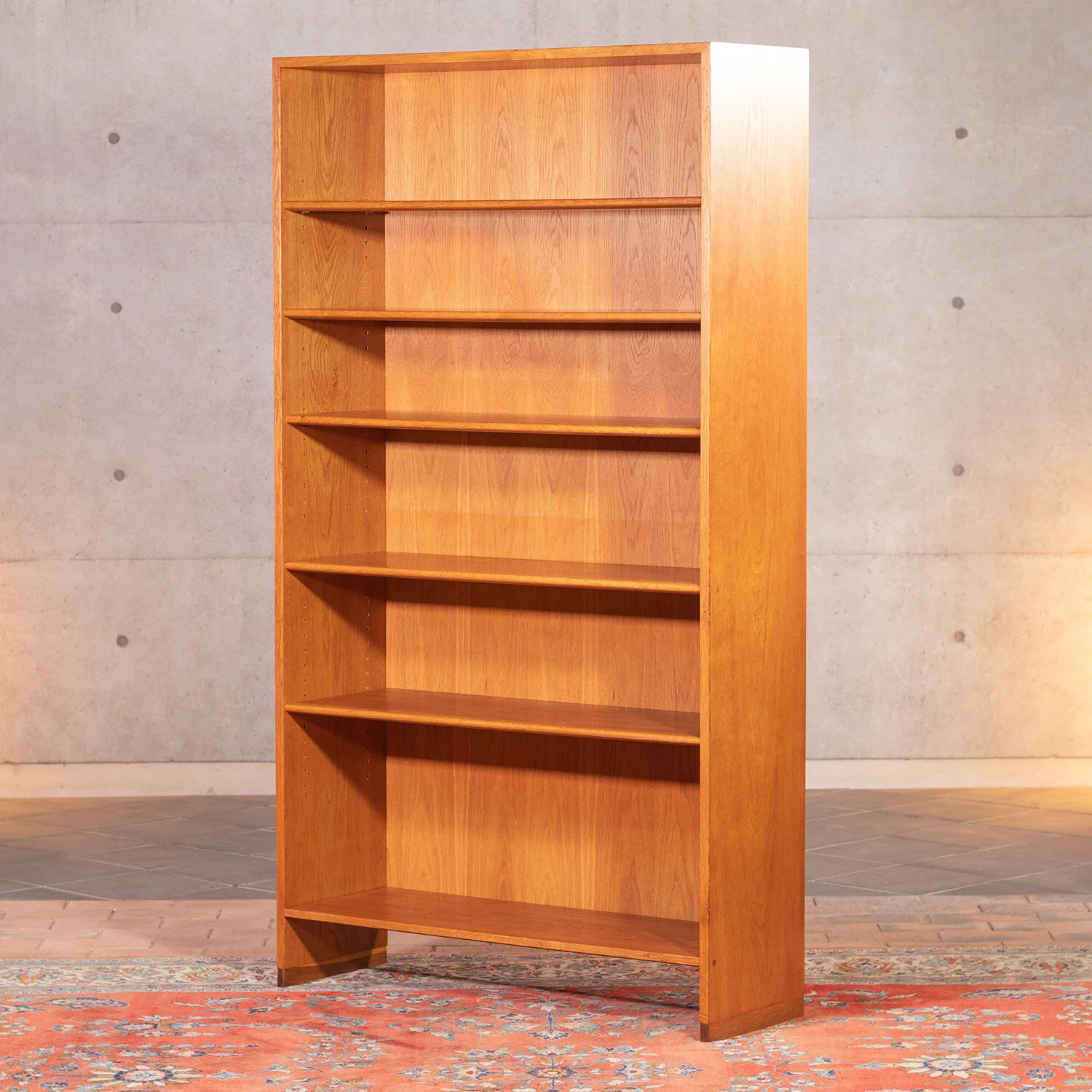 Hans J Wegner RY8 Book Case
