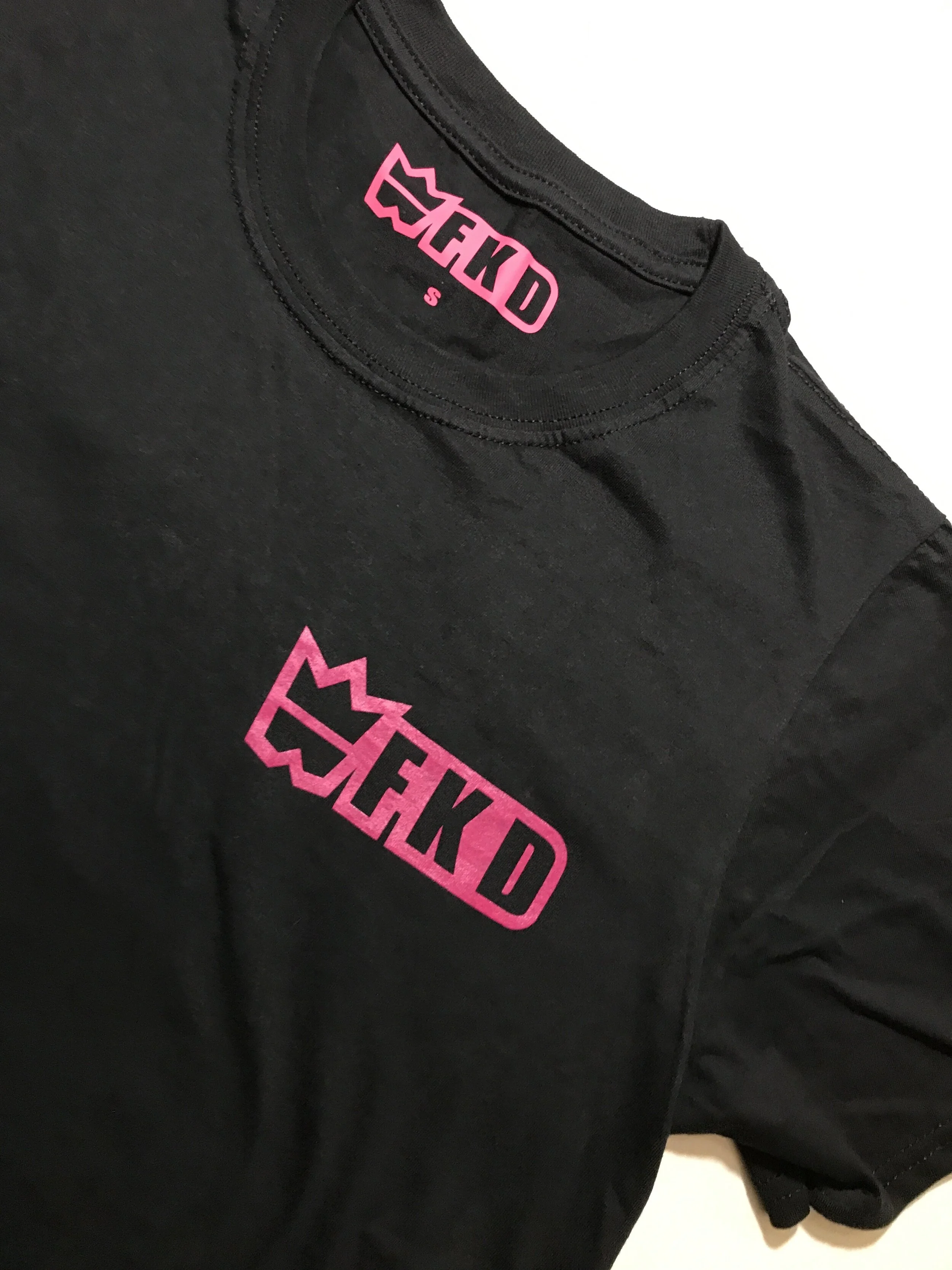 BLACK PINK FKD OBLIQUE.JPG