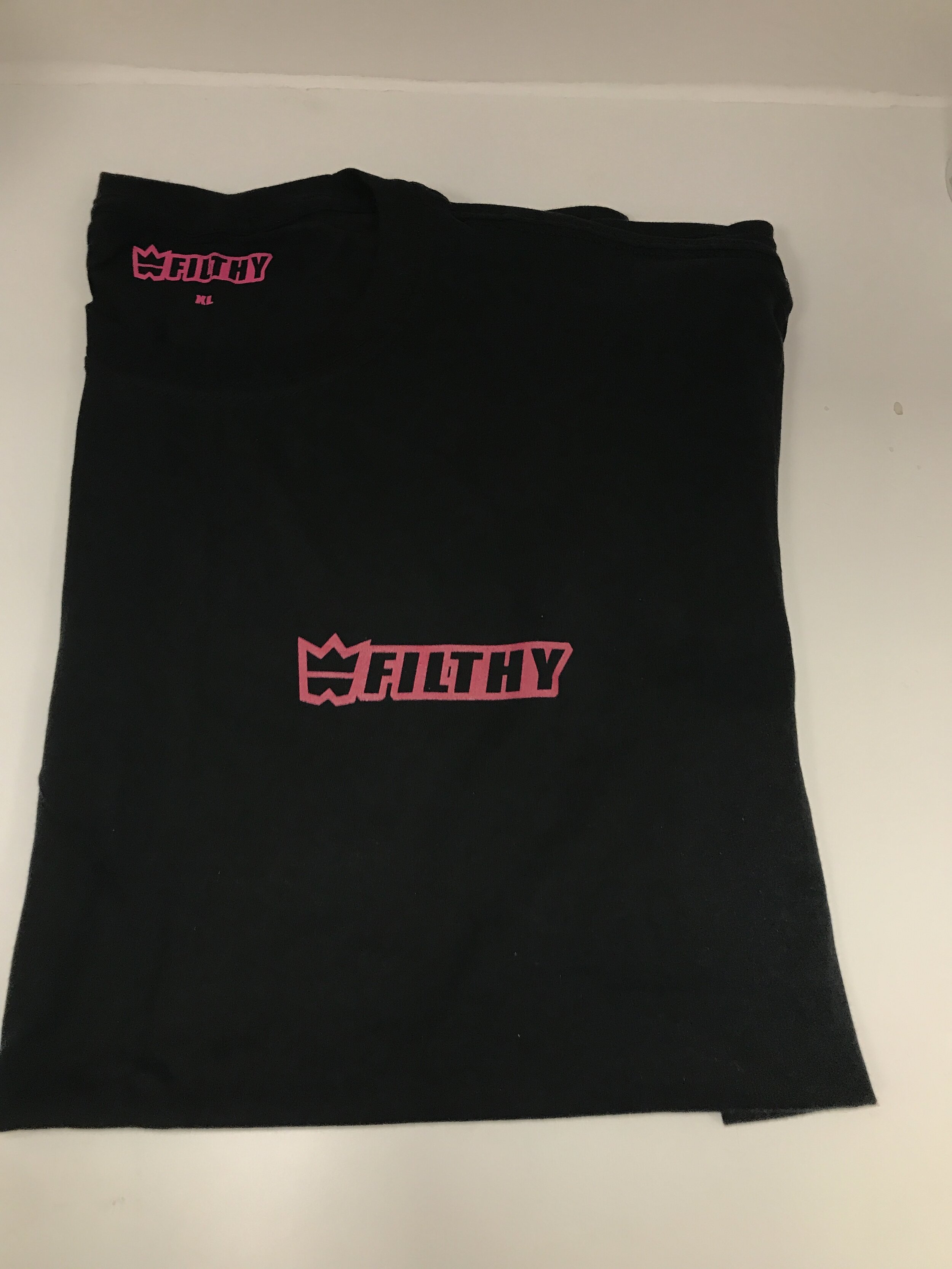 'Broken nose' Red "FILTHY" Luxury BLACK Tee