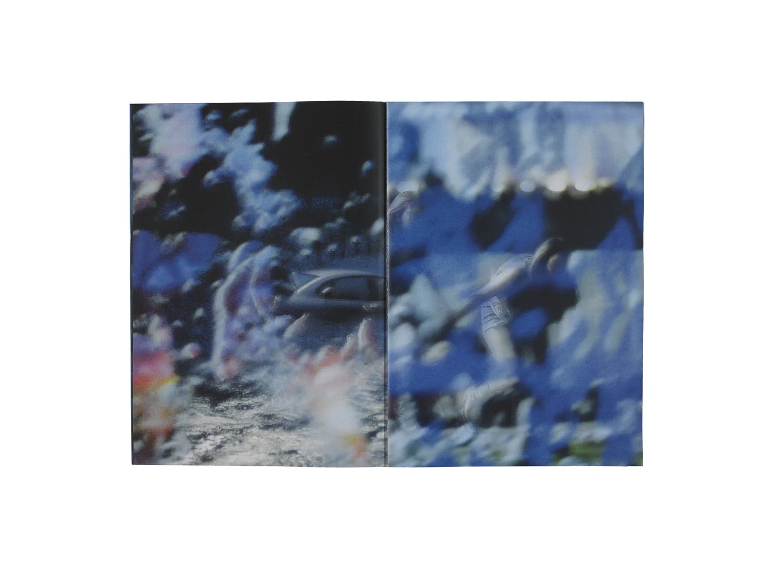 Night News 40pp, 210 X 297mm 150gsm high gloss art paper 210 X 297mm double-sided printed plastic sleeve.