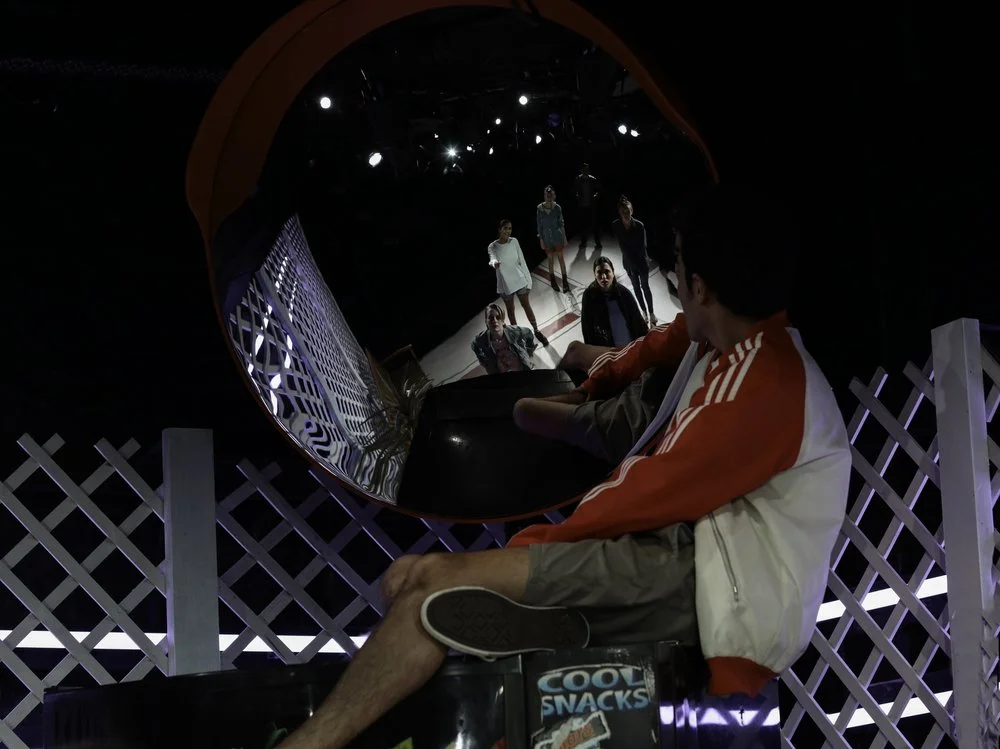 Reflecting+back.jpg