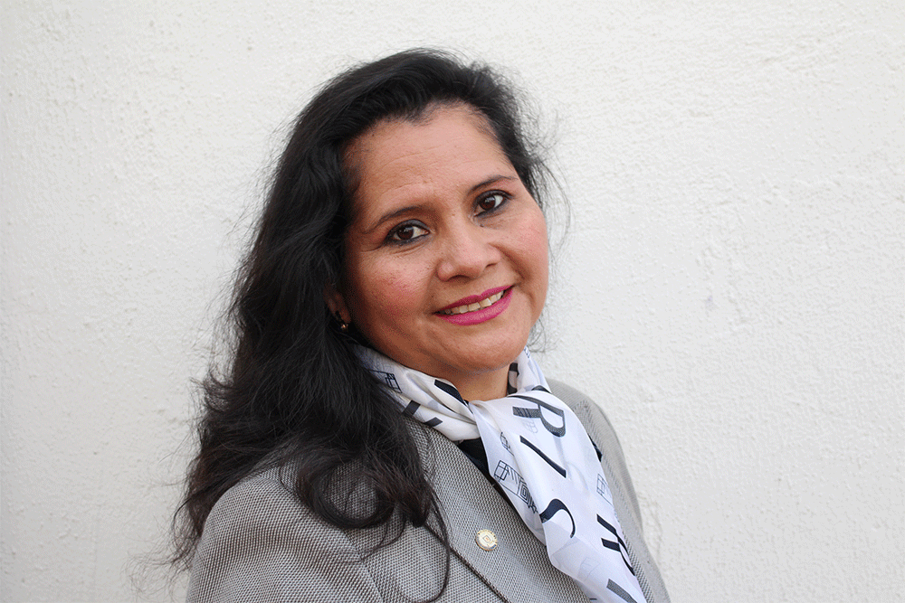 Ximena Cáceres Jorquera Ejecutiva de Fidelización ximena.caceres@fudeausach.cl 2 27181304