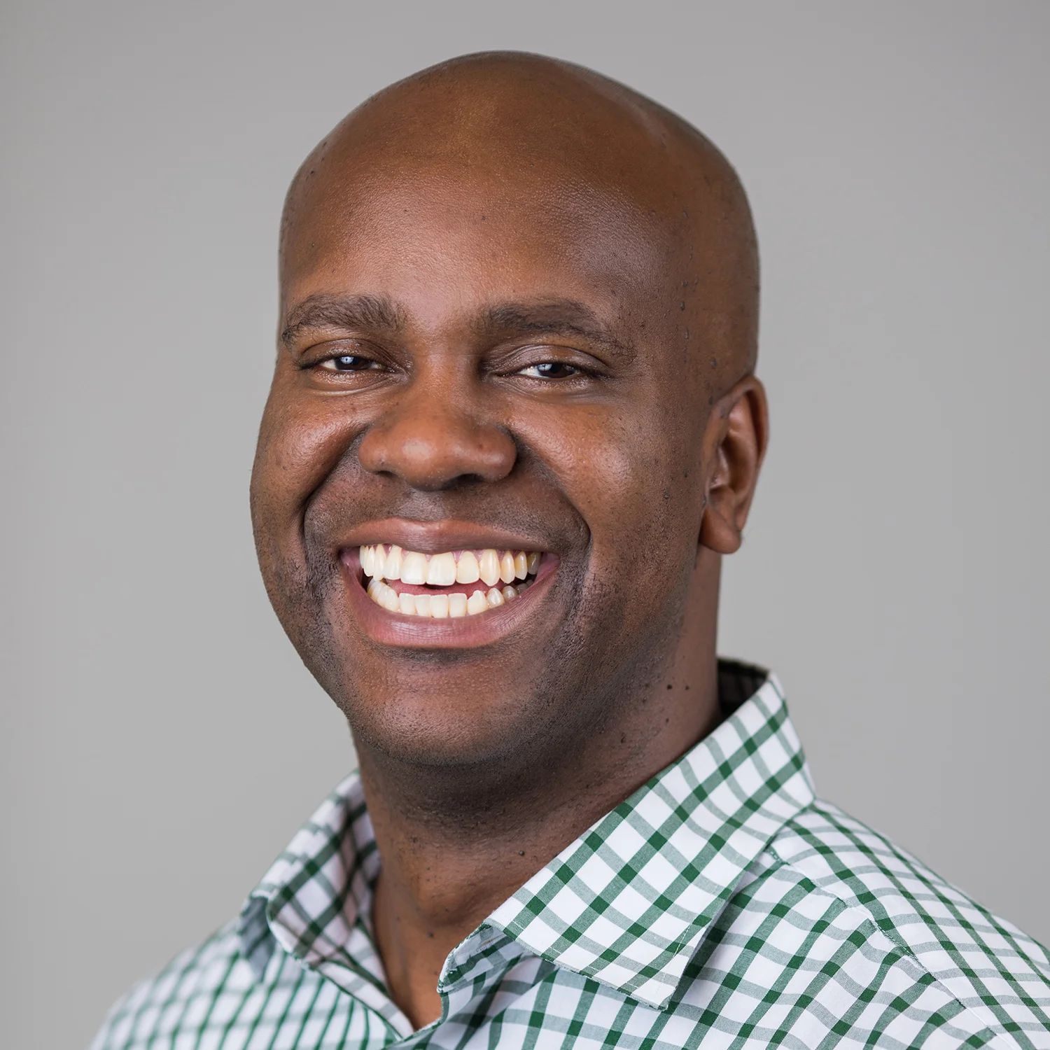 Kenneth Herring Creative and Social Media, Blogs and Vlogs, Business Growth and Scaling Entertainer and Consultant