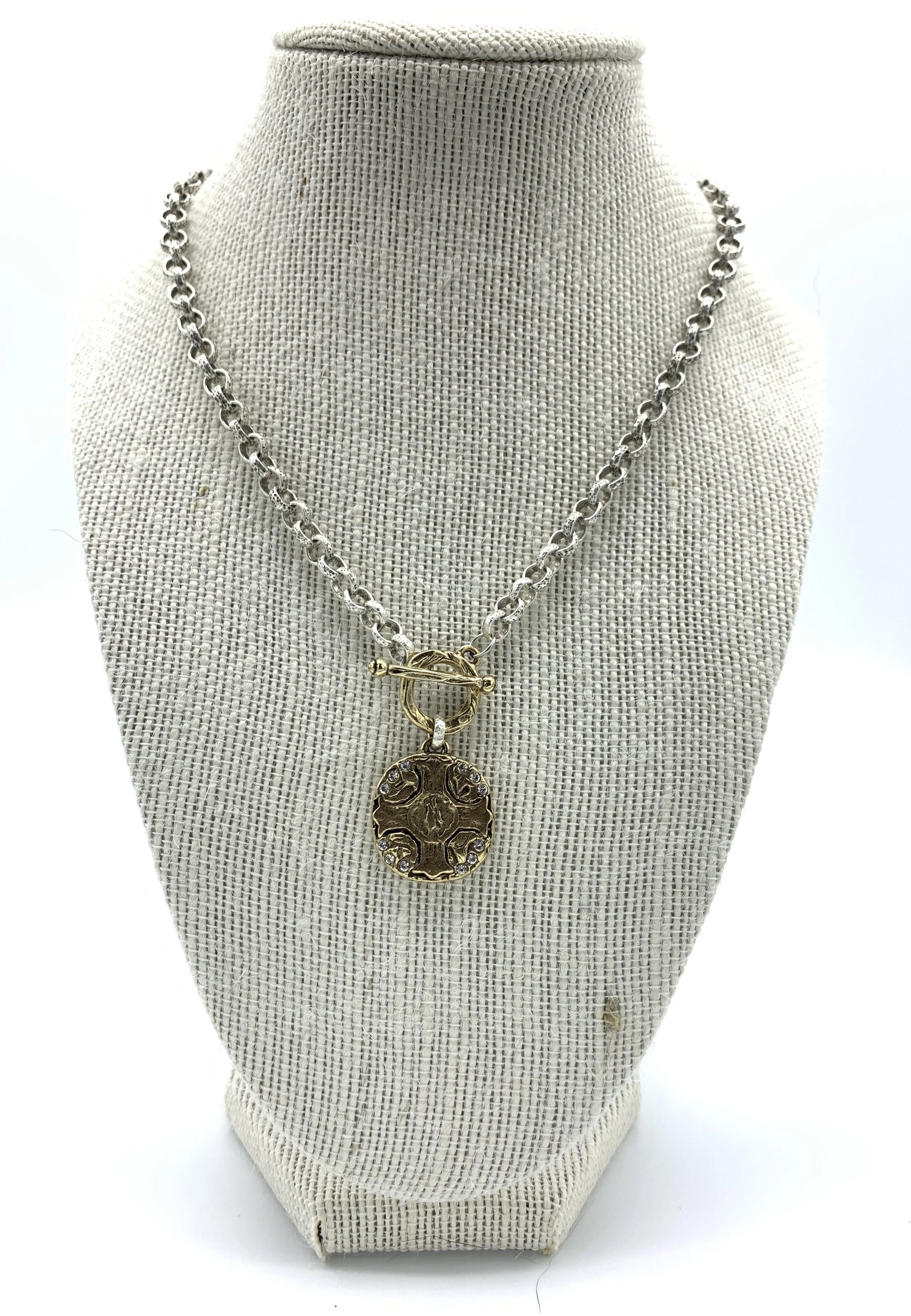 D99DC5A3-92B9-4294-86D9-EF86A3851E35 - Deborah MacFawn.jpeg