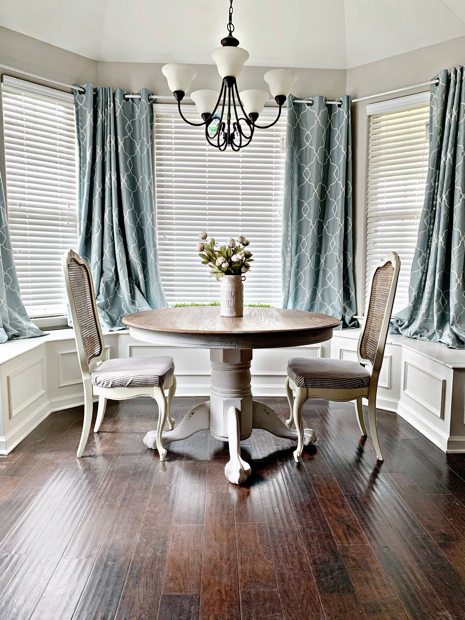 BA41485C-DD4B-4C1D-84DB-2626C9138441 - Abby Davis.jpeg