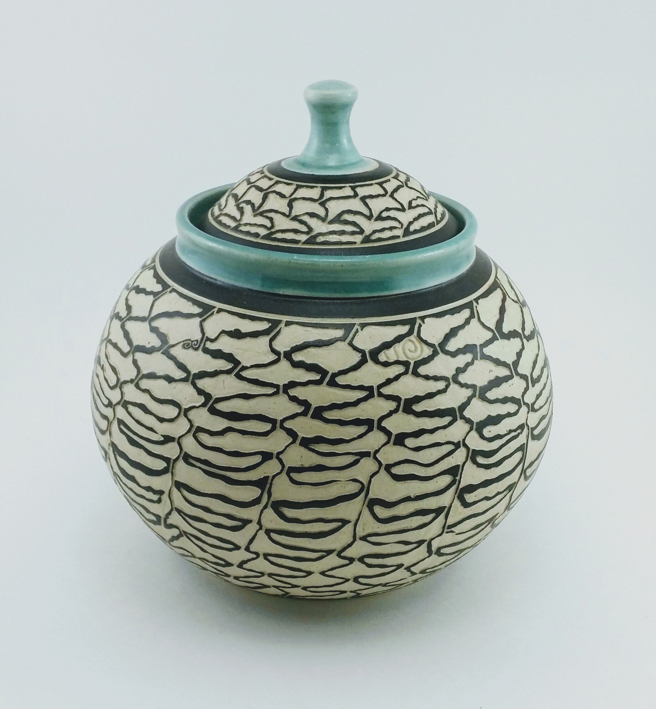 Tidal_Lidded_Vessel - Michael Robison Pottery.jpg