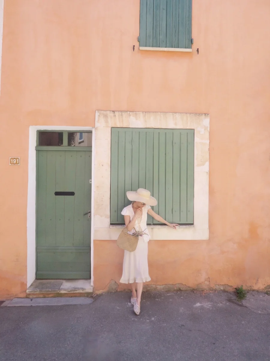 Slow_travel_cote_dazur_village.jpg