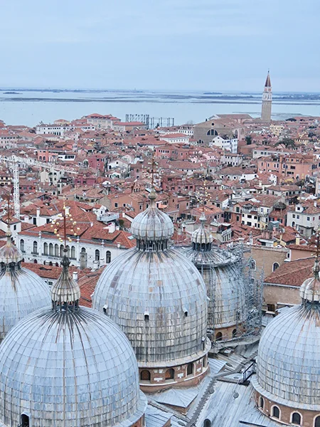 travellur_slow_travel_destination_venice_birds_eye_view_history.jpg