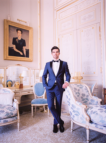 travellur_slow_travel_photoshoot_paris_Le_Secret_D_Audrey_ritz_stylist_cristin_francis_tuxedo_jean_jacques.jpg