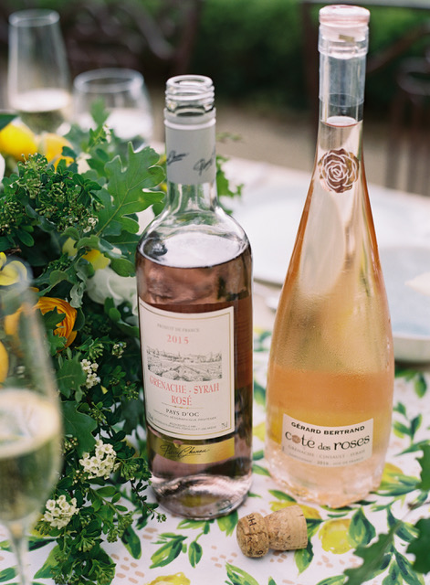 travellur_slow_travel_photoshoot_france_provence_flowers_Florals_Myrtle&Olive_Stylist_Joy Proctor_wine_vineyard