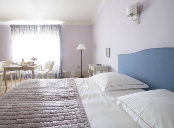 Provence_wedding_venue_tour_bedroom1.jpg