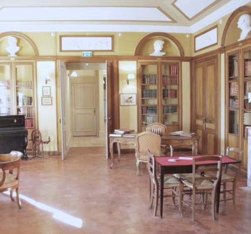 Provence_wedding_venue_tour_Roussan_study.jpg