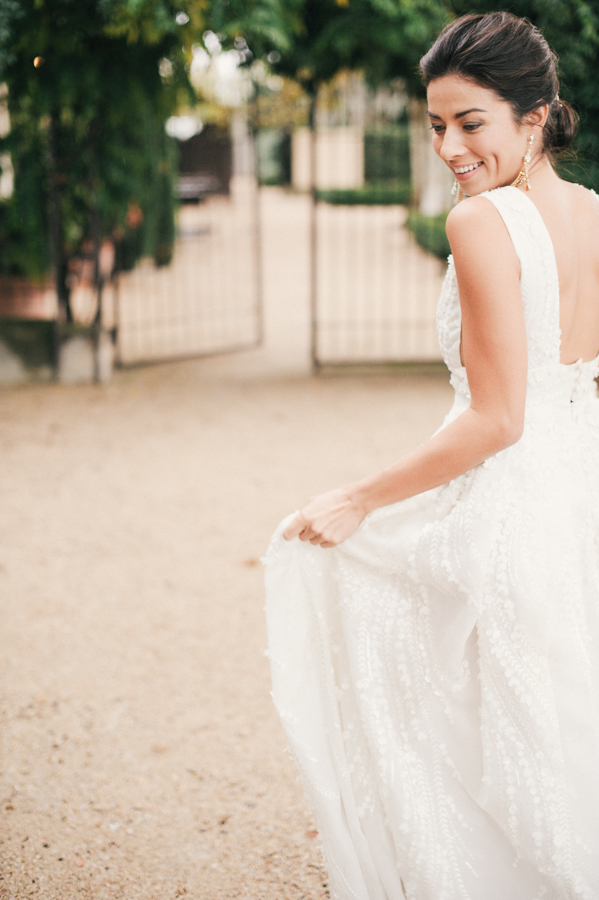 travellur_still55_photography_shoot_france_provence_closstesteve_wedding_dress_eisen_stien_bridal.jpg