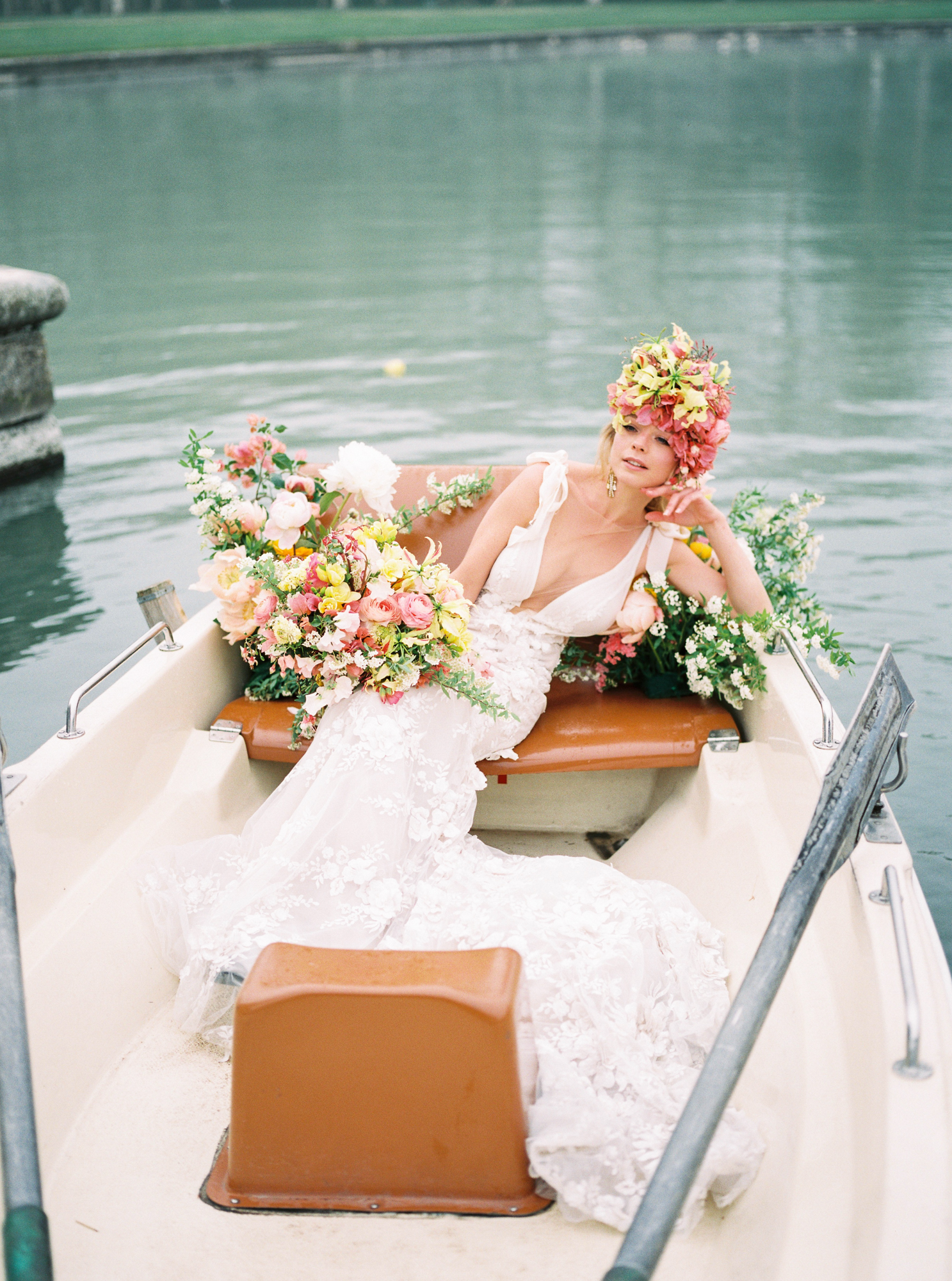 travellur_photoshoot__summer_in_versailles_wedding_flowers_bridal_luxe_shoot_floral_france_boating_luxe.jpg