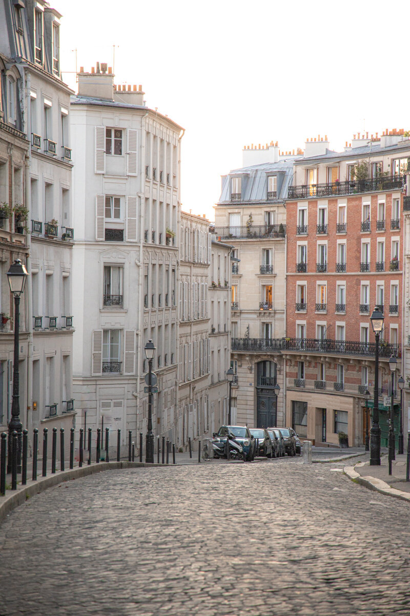 Montmartre.day.tour.paris.jpg