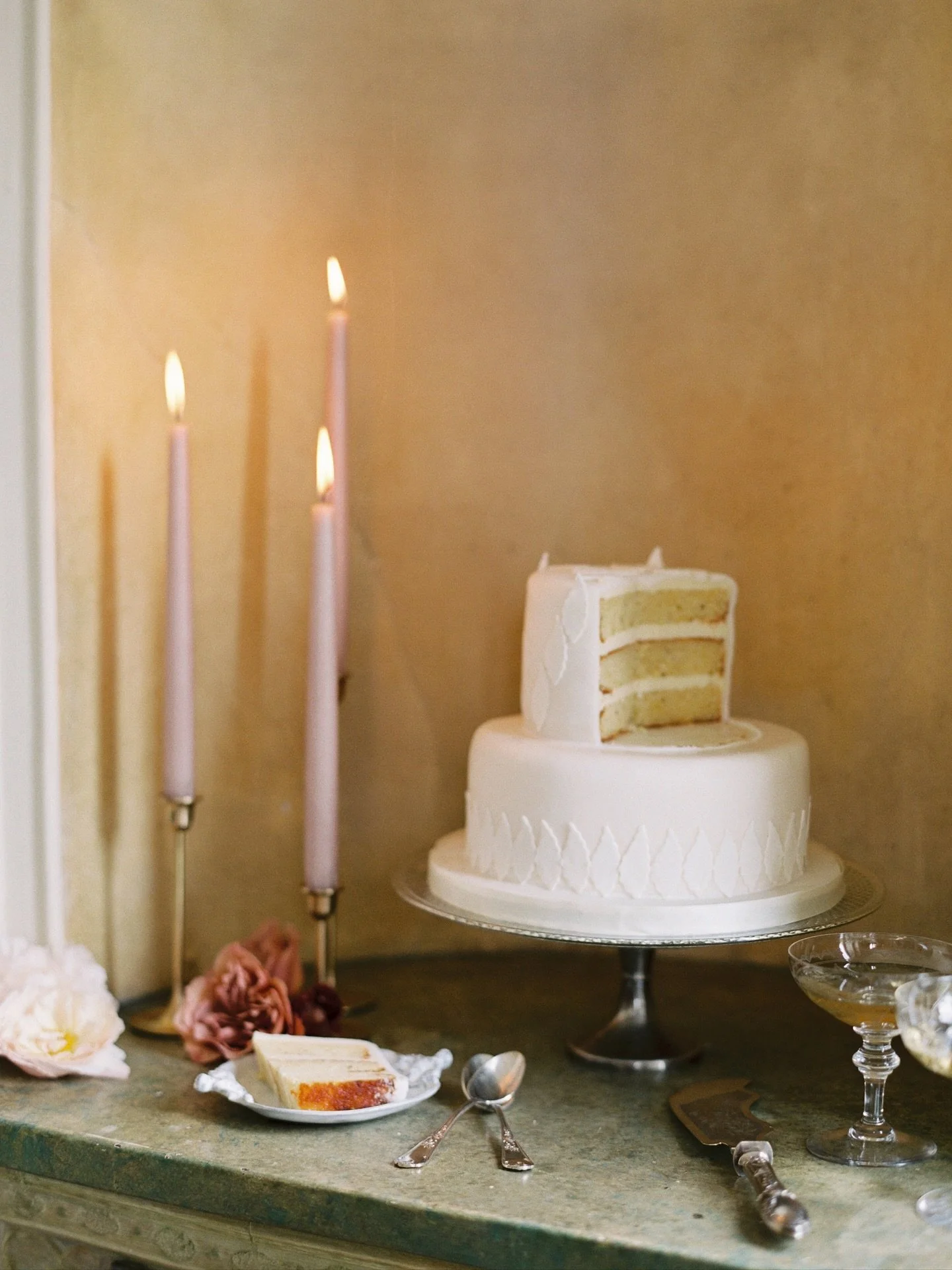 What to do about that big birthday looming on the horizon? 
I have a great idea. 
Instead of dreading the inventible, celebrate with all those you love on a the trip of lifetime. No, not complicated at all. Travellur can do all the planning AND make 