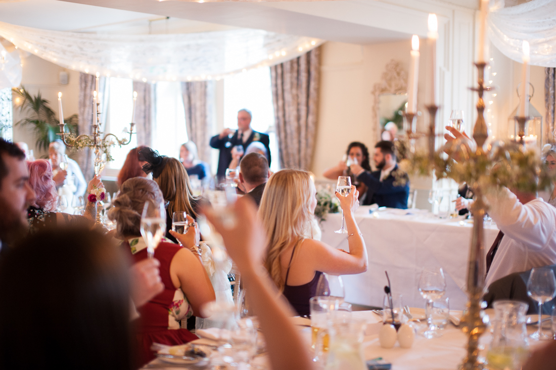 Documentary photography of the guest during wedding speeches 