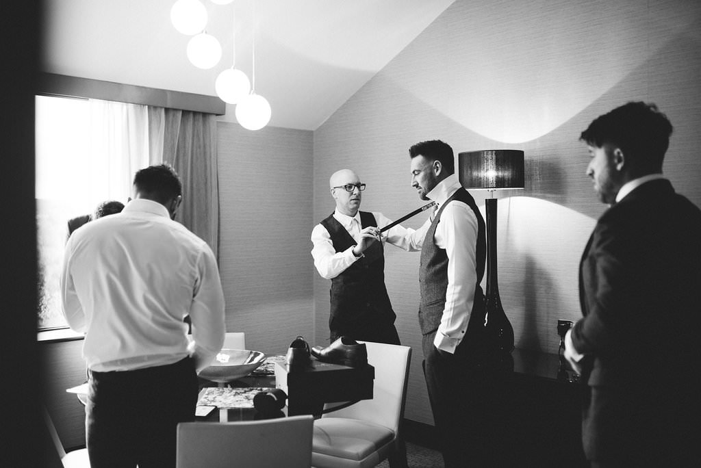 Documentary photo of groomsmen 