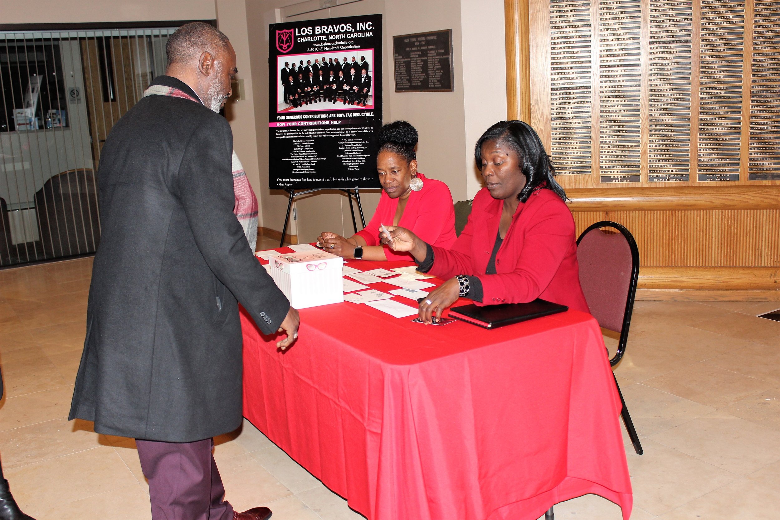 LBSweetheart2019RegistrationTable.jpg