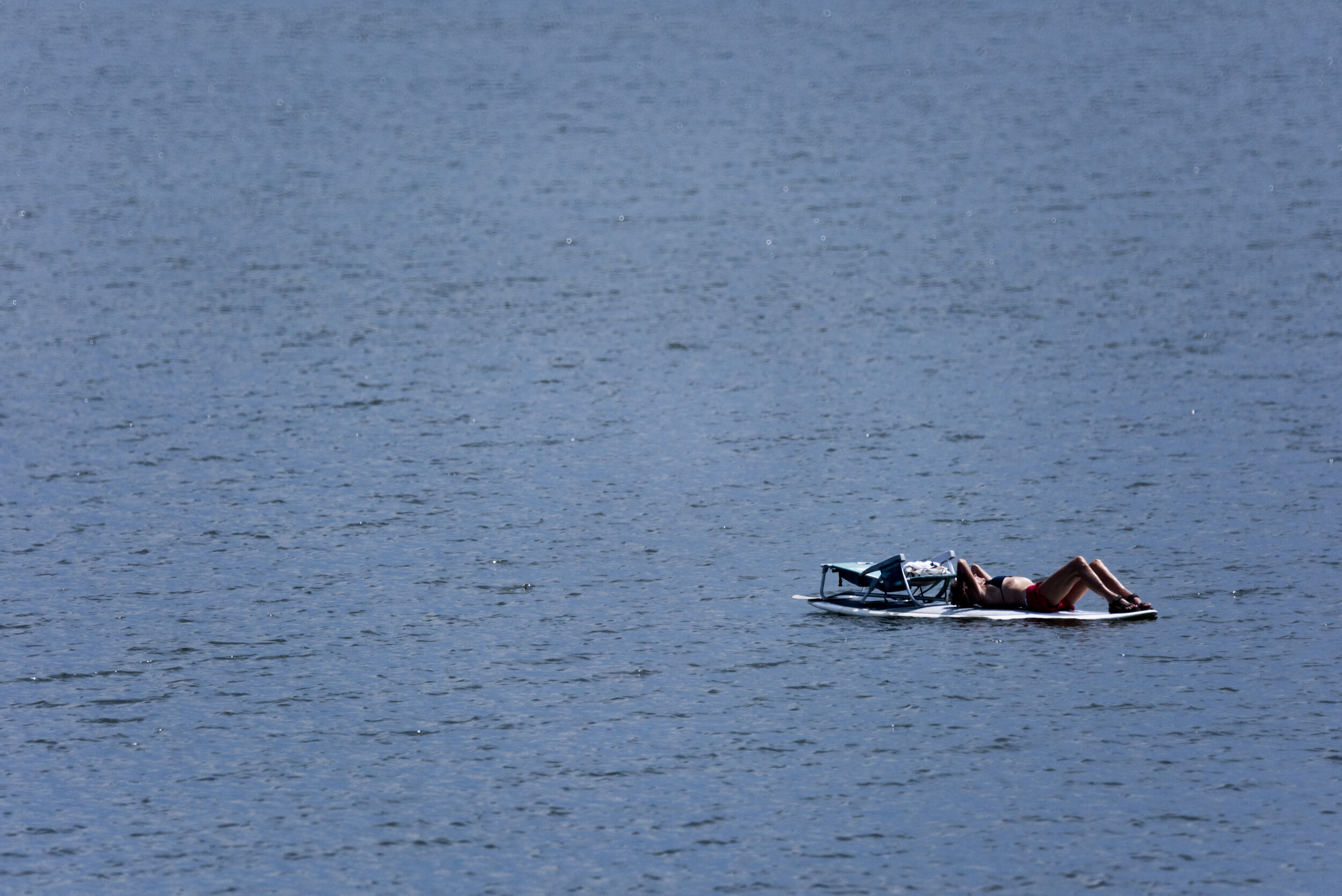 womanonpaddleboard.jpg