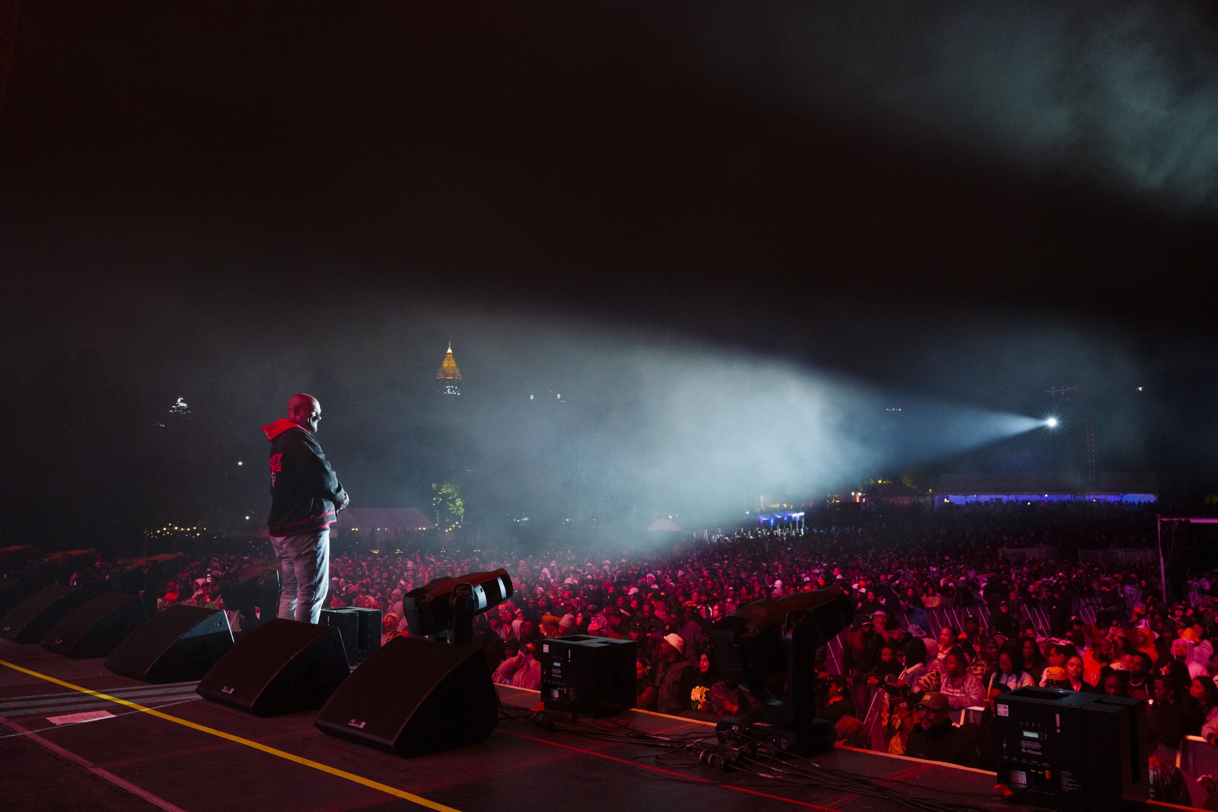 Big Tigger Gets the Crowd Ready