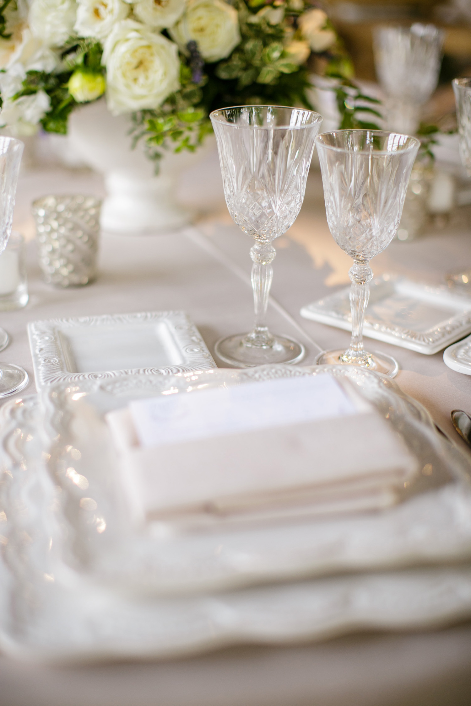 santabarbarawedding.com | Crossroads Estate Weddings | Mary Jane Photography | La Fete Wedding Planning | Santa Barbara Wedding Resource For Planning Brides
