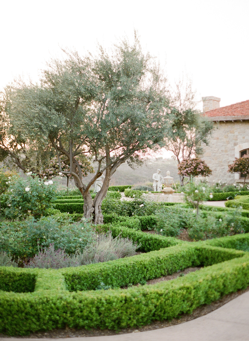 santabarbarawedding.com | Santa Barbara Wedding Blog | Blush and Lilac Weddings | Jose Villa Inspiration | Joy Proctor Design | Archive Rentals | Kelly Kaufman