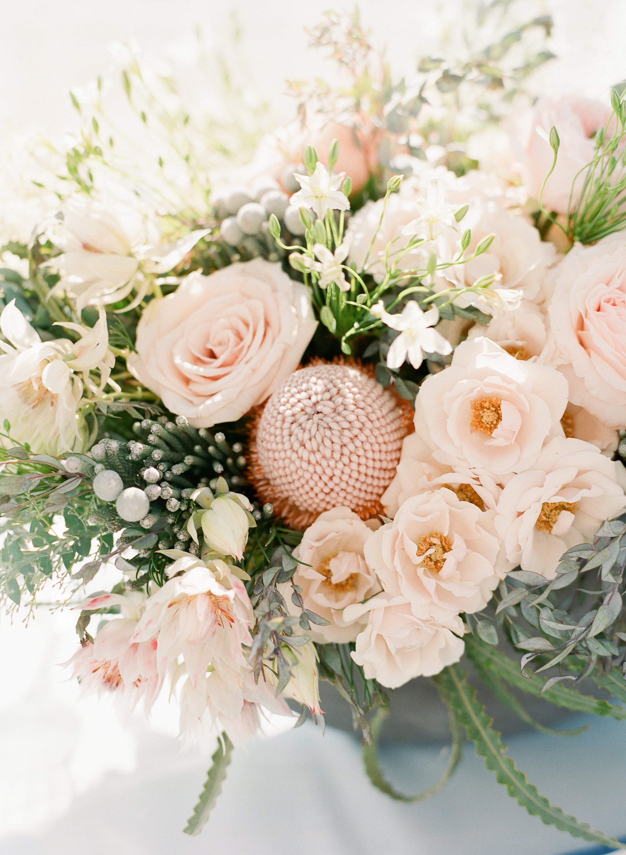 santabarbarawedding.com | Photo: Michelle Beller | Modern Beach Wedding Inspiration