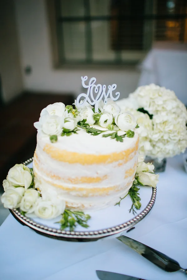 santabarbarawedding.com | Photo: Camryn Claire | Santa Barbara Courthouse Wedding Ideas