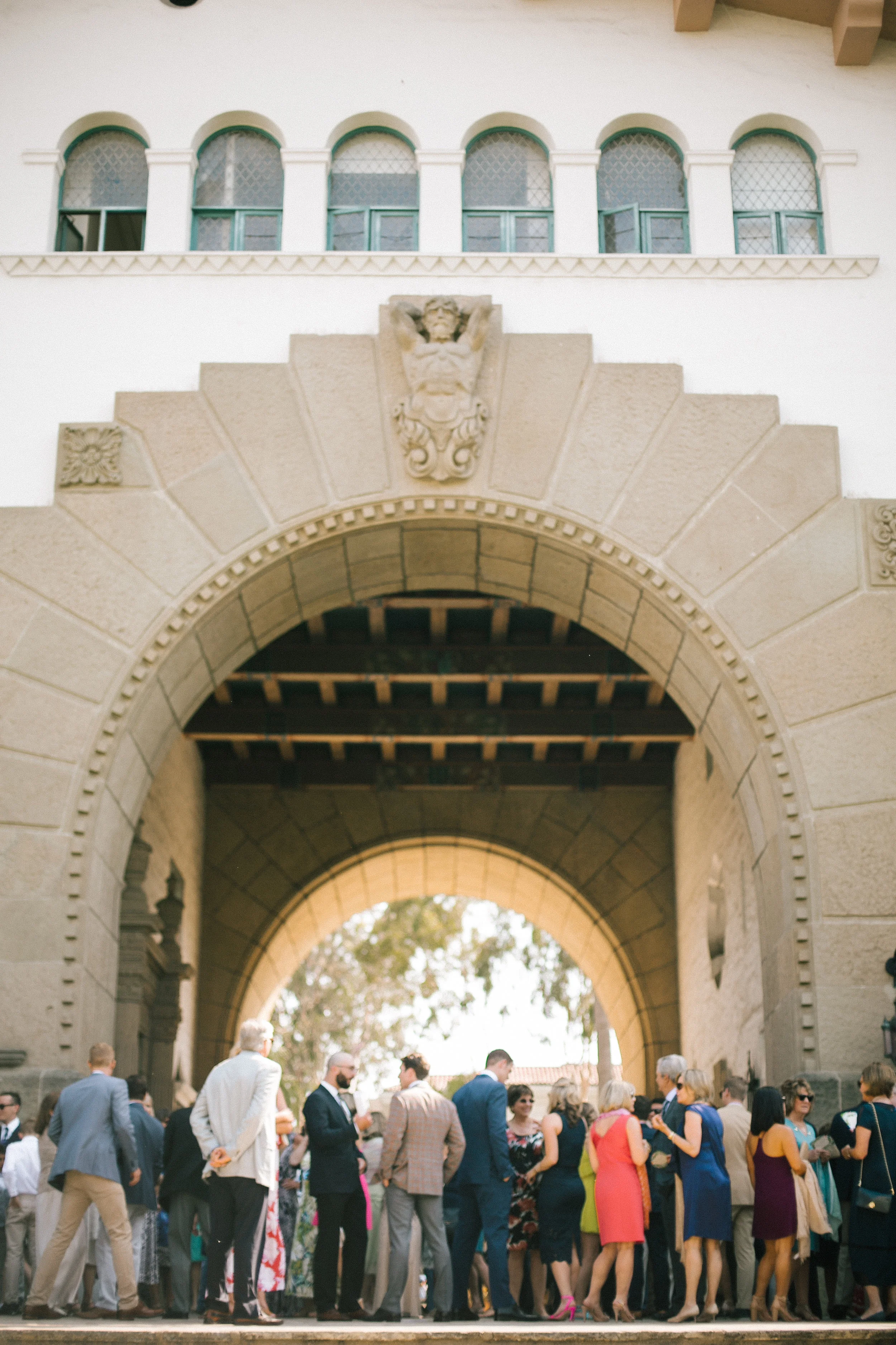 santabarbarawedding.com | Photo: Beaux Arts Photographie | Fern Bouquet Ideas