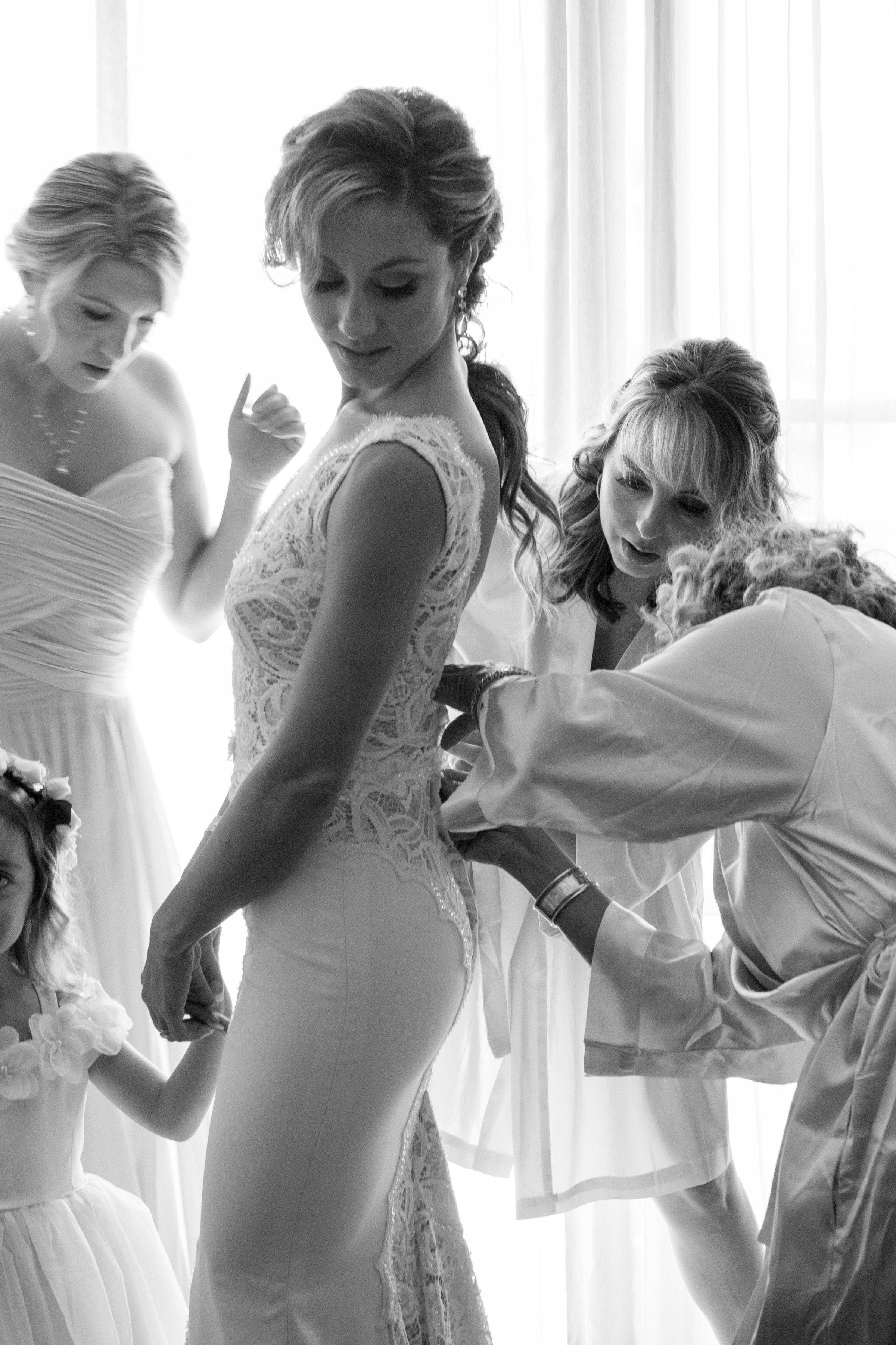 www.santabarbarawedding.com | Chris Schmitt Photography | Felici Events | Fess Parker Double Tree | Bride