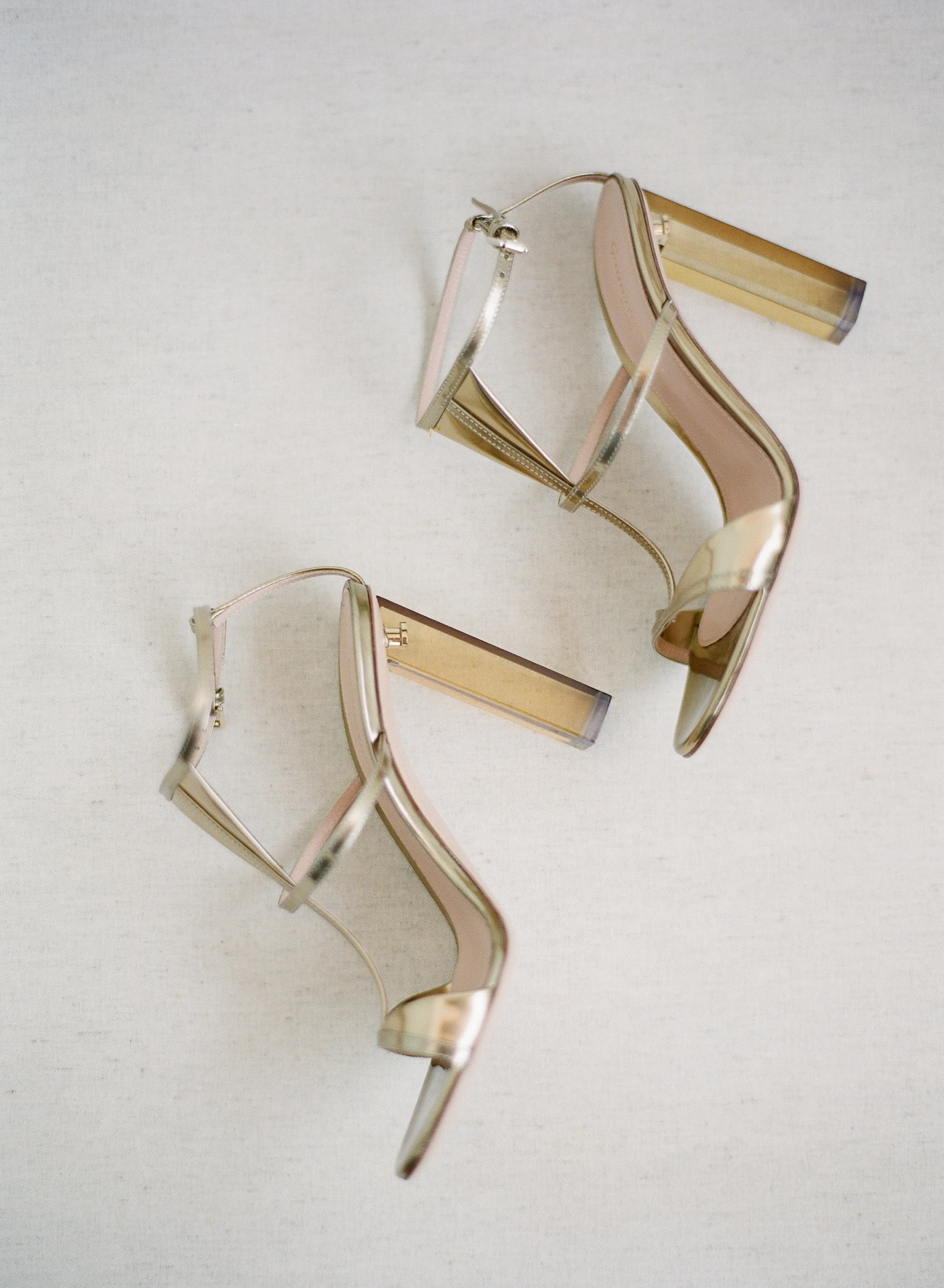 www.santabarbarawedding.com | Michelle Beller Photography | Ojai Valley Inn | Bride's Shoes
