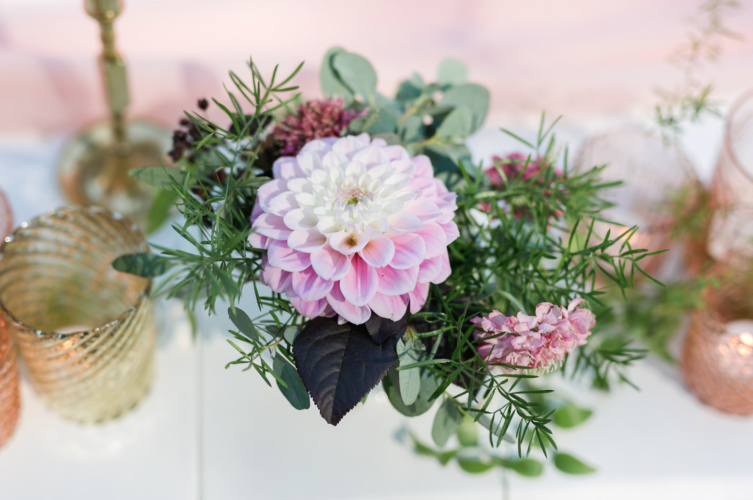 www.santabarbarawedding.com | Mattei's Tavern | Staci Stack Photography | Flowers | Margaret Joan Floral