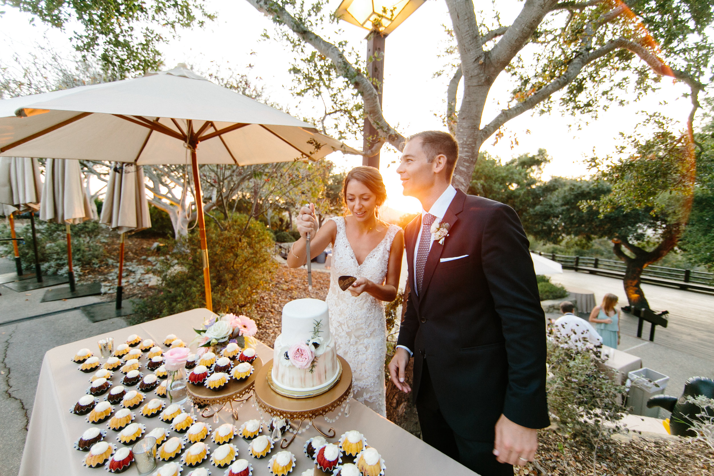 www.santabarbarawedding.com | Josh Newton | Elings Park | Burlap & Bordeaux | Cake Cutting