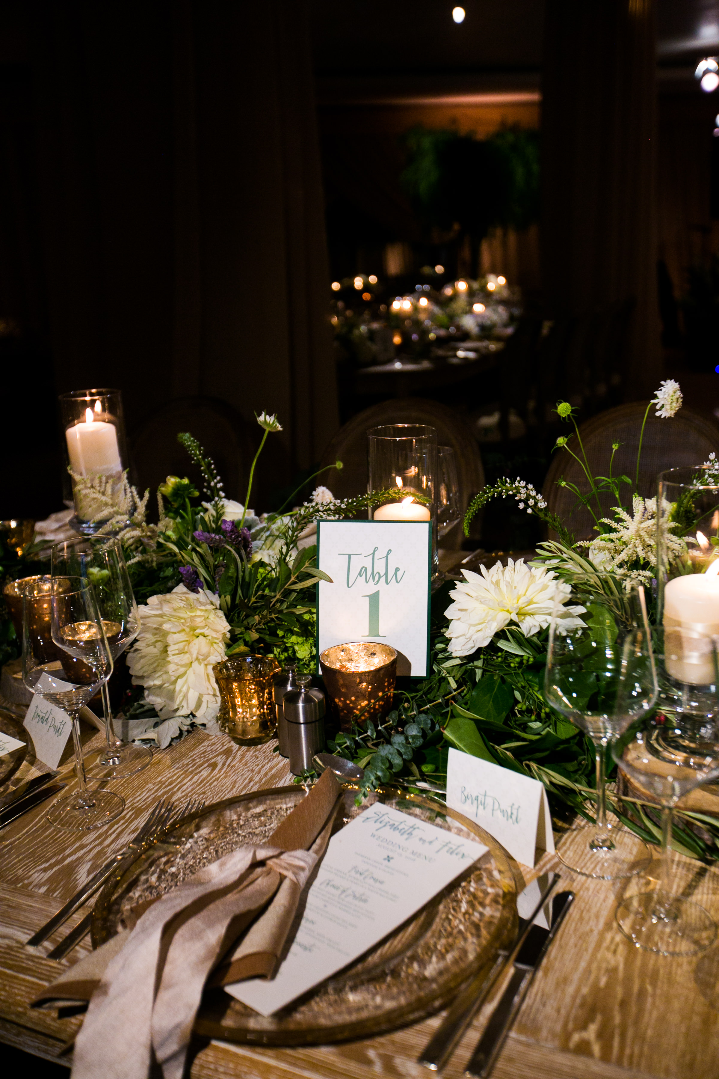 www.santabarbarawedding.com | Four Seasons Santa Barbara | Levine Fox Events | Callaway Gable Photo | Reception Table Details